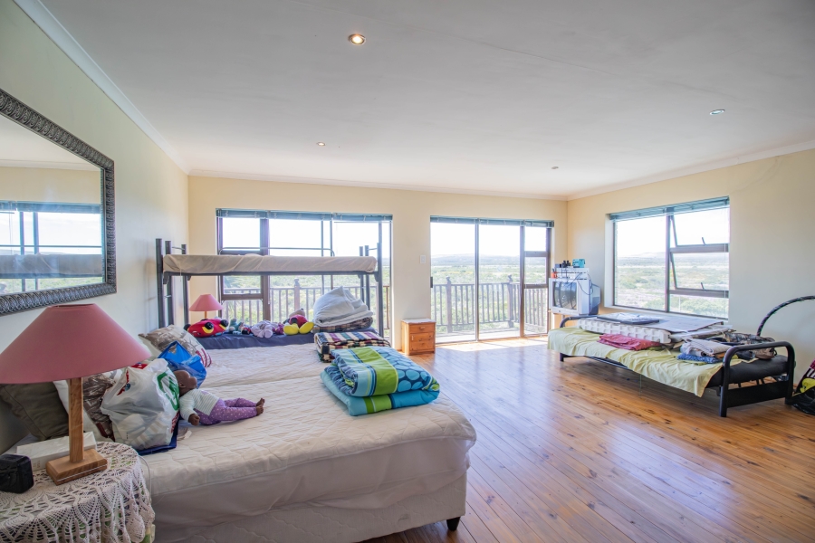 4 Bedroom Property for Sale in Yzerfontein Western Cape